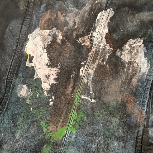 Danier distressed painted leather jacket - Picture 2 of 4